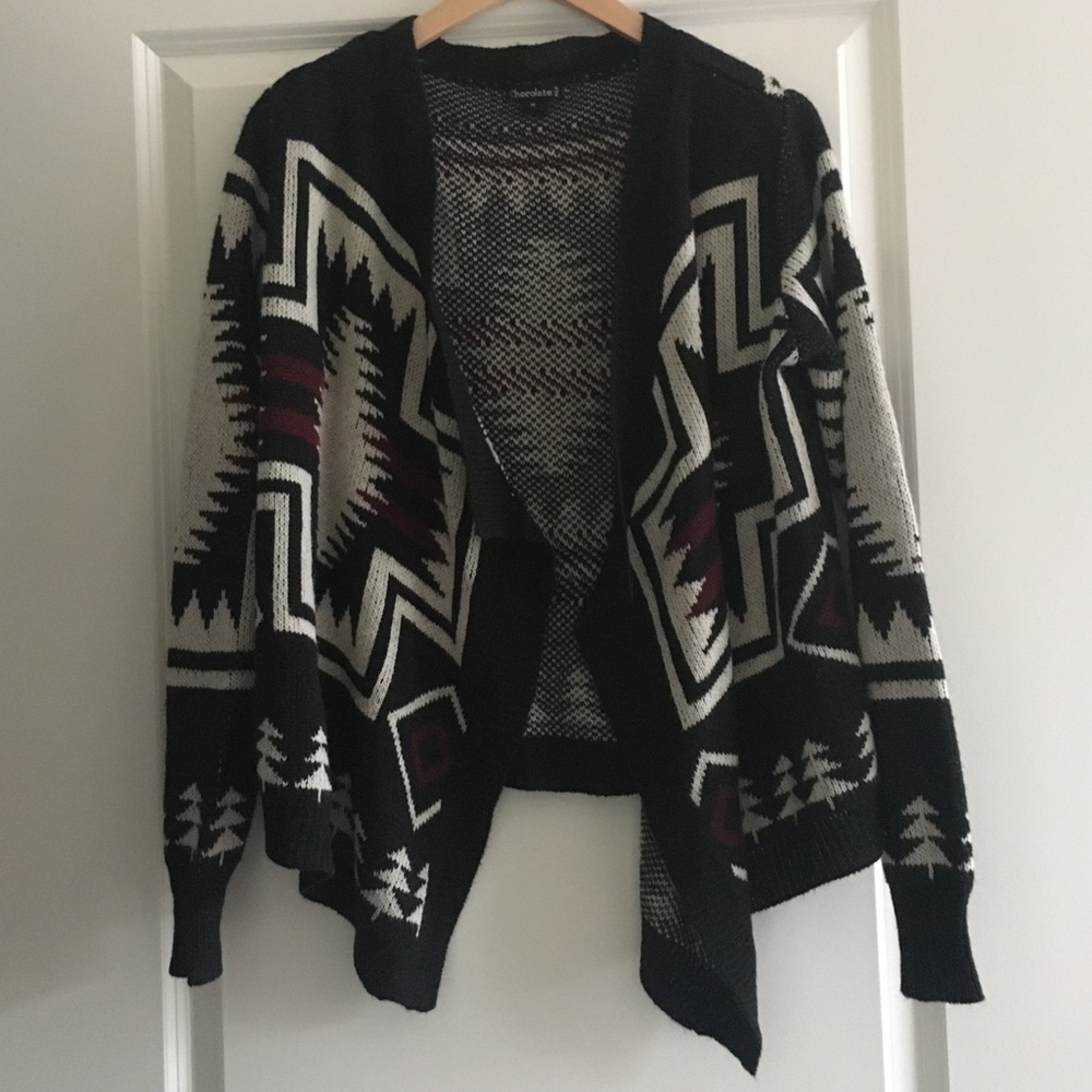 Long sleeve wintery pattern cardigan